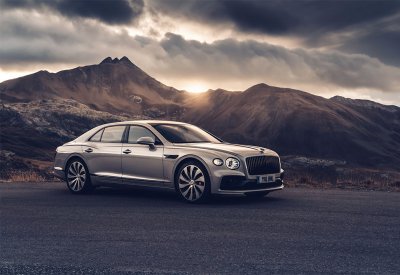 بنتلي Flying Spur بتطورات مهمة