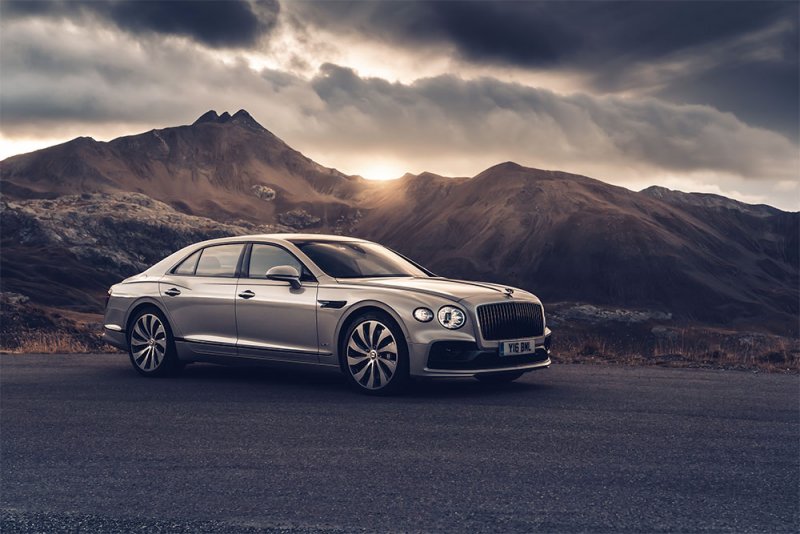 بنتلي Flying Spur بتطورات مهمة