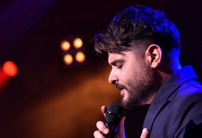 ناصيف زيتون يحصد نجاح "أوقات" عالميّاً 