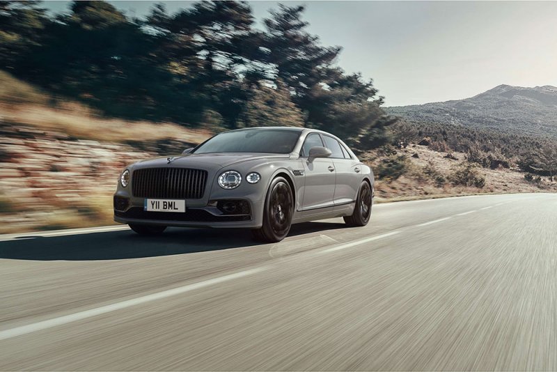 Flying Spur بالتفصيل: الارتقاء بالسيارة الأفضل من نوعها