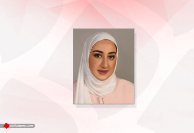 باحثة بجامعة الخليج العربي تستكشف العوامل الاجتماعية والتقنية للابتكار في الفصول الدراسية الذكية