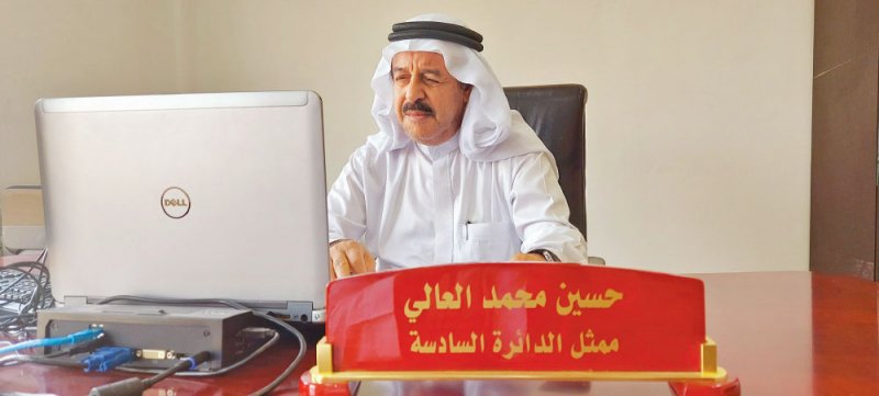 تخصيص مواقف عامة بمجمع 734 في عالي