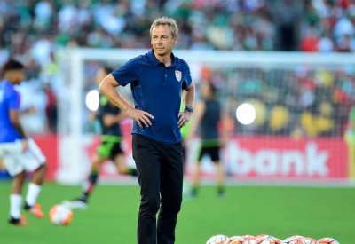 كلينسمان يبدي استعداده لتولي تدريب توتنهام