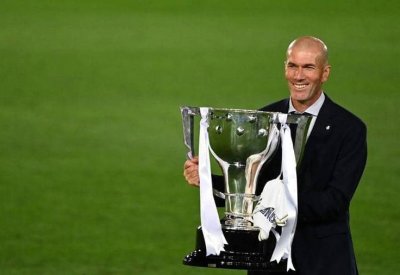 وجهة زيدان المقبلة بعد ريال مدريد.. 3 أندية على الطريق