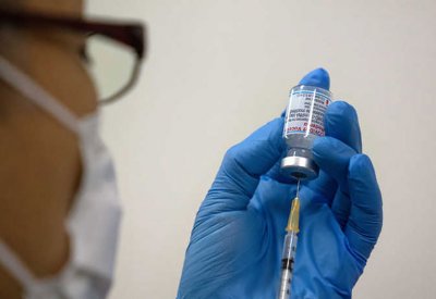 استمرار الجدل حول أولمبياد طوكيو.. وتحذيرات من "سلالة أولمبية" لكوفيد