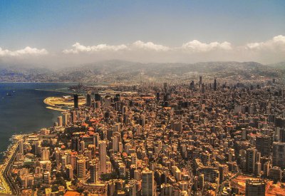 عوائد سندات لبنان الدولارية تقفز مع مؤشرات على اشتداد أزمة السيولة