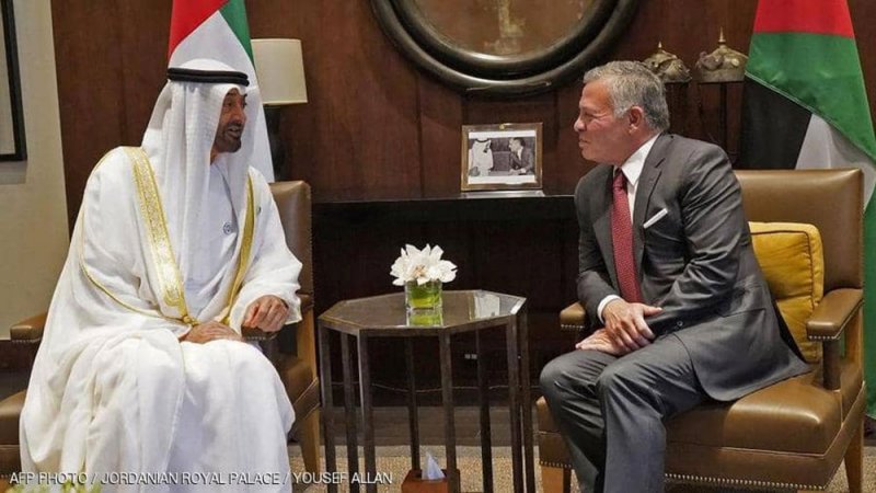 ملك الأردن وولي عهد أبوظبي يبحثان تطورات القضية الفلسطينية