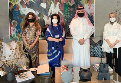 الشيخة مي تستقبل الرئيس التنفيذي لشركة STC البحرين