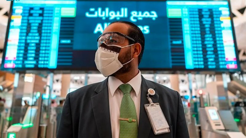 السعودية تسمح بدخول المسافرين من 11 دولة.. بينها الإمارات وأميركا