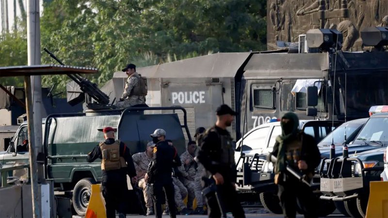 وزير دفاع العراق: اعتقال قيادي الحشد قاسم مصلح خاطئ