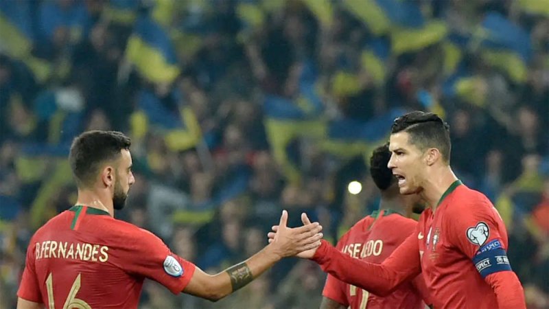 نجوم البرتغال يخففون "العبء" عن رونالدو في كأس أوروبا