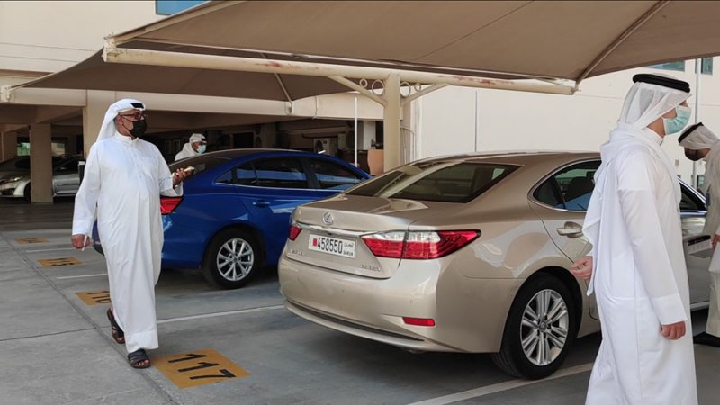 جهاز الخدمة المدنية يجري الفحص السريع لموظفيه من خلال السيارات