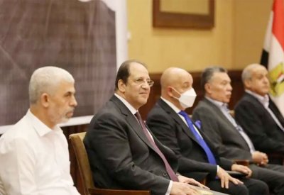 القاهرة تحتضن قريبًا اجتماعًا مباشرًا بين فتح وحماس