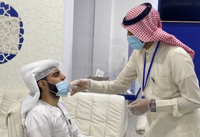 الأوقاف الجعفرية تفحص موظفيها المتواجدين بمقر الإدارة بالفحص السريع لكورونا