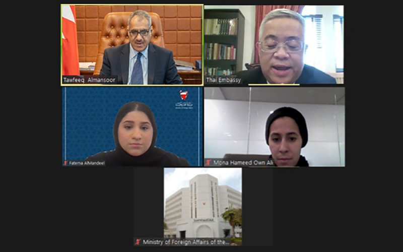 وكيل الخارجية للشؤون القنصلية والإدارية يجري لقاءً مع سفير مملكة تايلند لدى البحرين