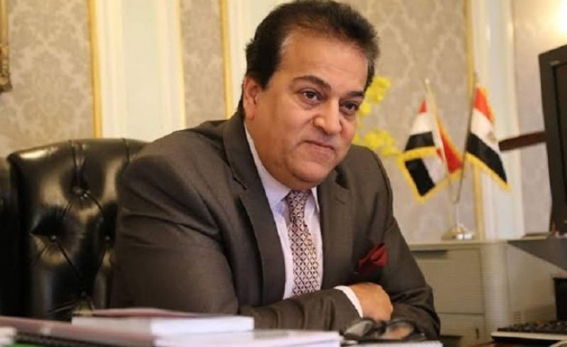 وزير التعليم العالي المصري: جار العمل على 3 لقاحات مصرية ضد فيروس كورونا.. والنتائج مبشرة جدًا