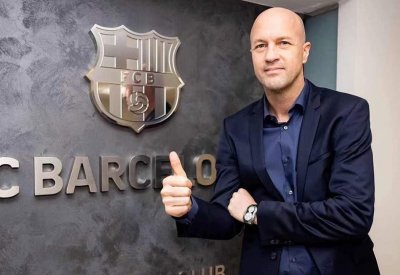 برشلونة يعين نجل كرويف في الإدارة الرياضية