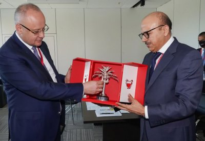 وزير الخارجية يجتمع مع مستشار الرئيس الروسي الأمين العام للجنة المنظمة لمنتدى سانت بطرسبورغ الاقتصادي الدولي
