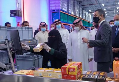 افتتاح أول مركز ذكي يعمل بالروبوتات لطلبات كارفور السعودية