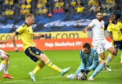 كورونا يحرم كولوسيفسكي من مباراة السويد وإسبانيا