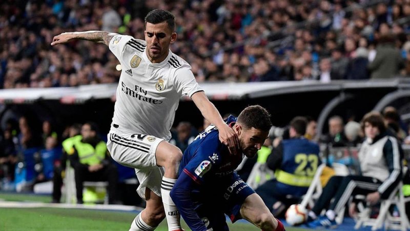 سيبايوس يرفض برشلونة.. ويخطط للنجاح في ريال مدريد