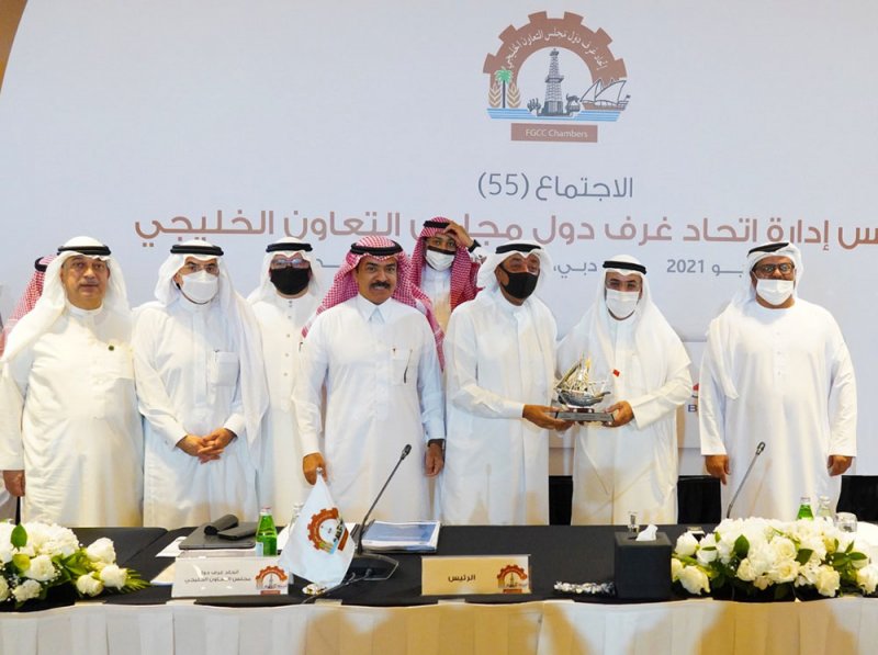 الأمين العام لمجلس التعاون يلتقي رؤساء الاتحادات وغرف التجارة الخليجية