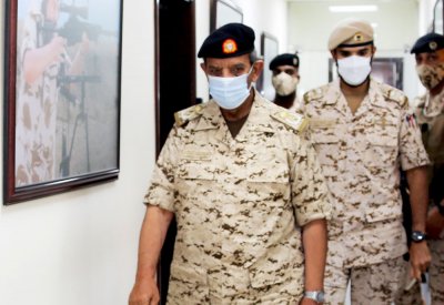 القائد العام يتفقد إحدى وحدات قوة دفاع البحرين