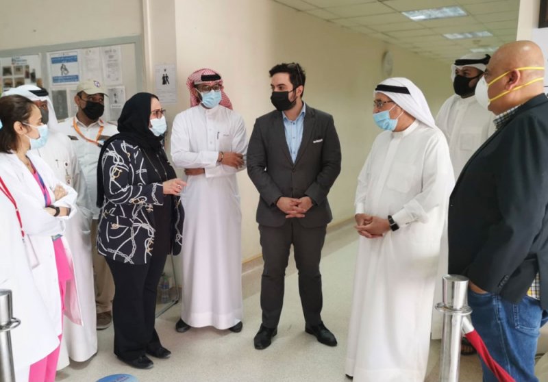 بالصور: معالي رئيس المجلس الأعلى للصحة يزور مركز الرفاع الشرقي الصحي