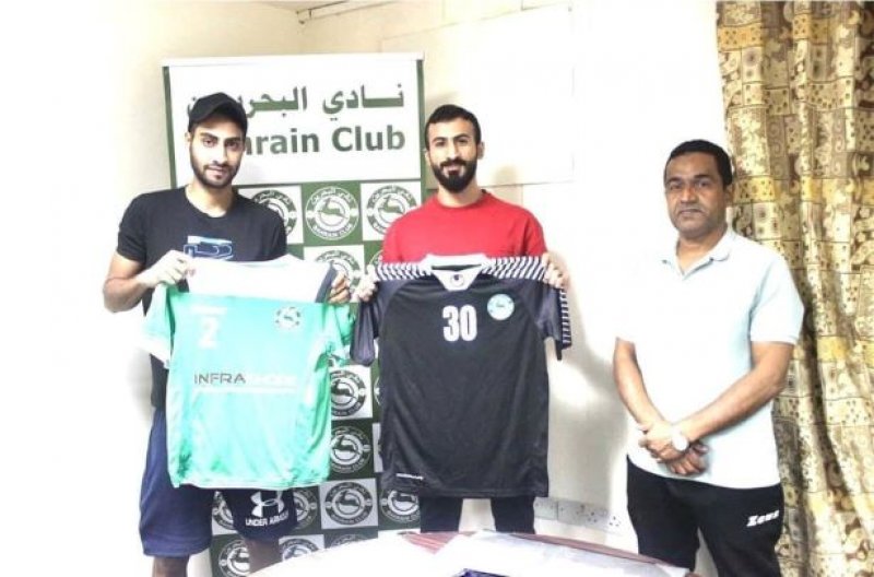 البحرين يجدد عقد عابد ويضم هاشم