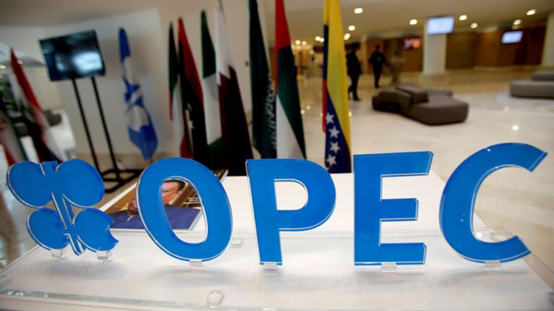 وسط حالة من الضبابية.. "أوبك" تصدر تقريرا عن الوضع في سوق النفط