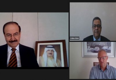 ميرزا يناقش الفرص الاستثمارية في مشاريع الطاقة المتجددة