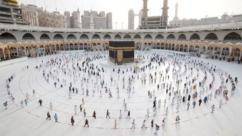 السعودية: قصر حج هذا العام على المواطنين والمقيمين
