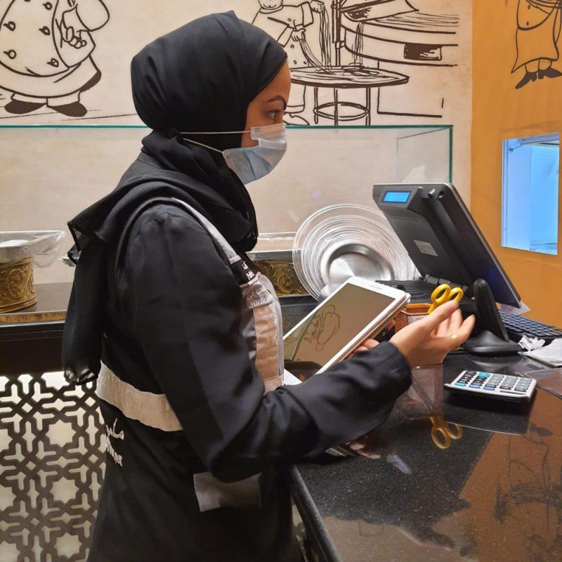 بالصور: وزارة الصحة: حملات تفتيشية شملت 211 مطعمًا ومقهى ومخالفة 46 منها