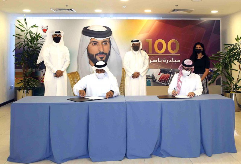 "الشباب والرياضة" أكاديمية فتنس يوقعان اتفاقية انشاء ملاعب الفرجان