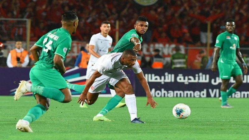 الوداد والرجاء.. صراع الرمق الأخير يشتعل في المغرب