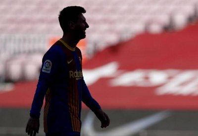 تقرير يكشف تفاصيل اتفاق ميسي الجديد مع برشلونة