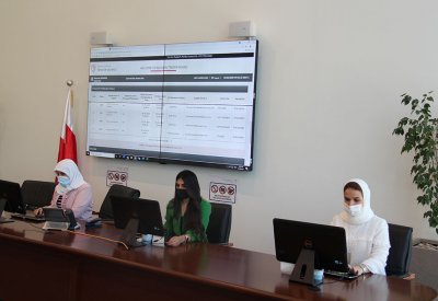 مجلس المناقصات يفتح مظاريف 39 عطاءً لثماني مناقصات مطروحة من سبع جهات متصرفة