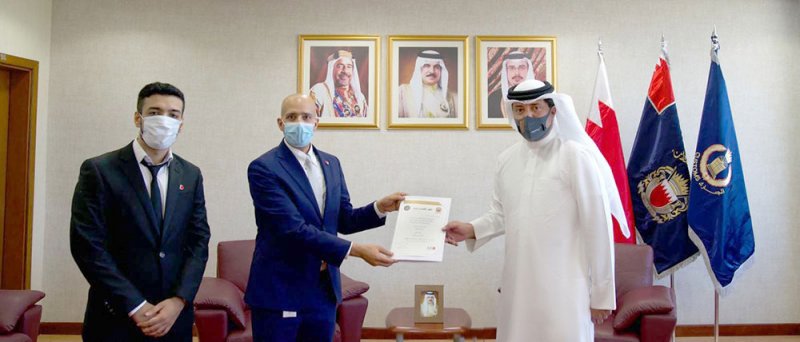 شئون الجمارك تمنح شركة "نستله البحرين التجارية" شهادة المشغل الاقتصادي المعتمد بعد استيفائها متطلبات البرنامج