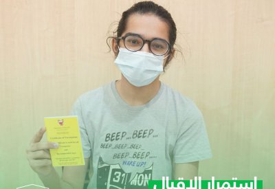 بالصور: استمرار إقبال الفئة العمرية من 12 إلى 17 عامًا على أخذ تطعيم "كورونا"