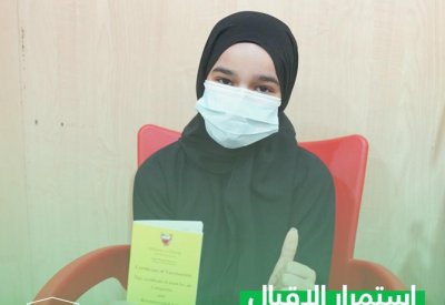 بالصور: استمرار إقبال الفئة العمرية من 12 إلى 17 عامًا على أخذ تطعيم "كورونا"