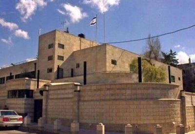 نزاع بين بينيت ونتانياهو حول "المنزل".. غضب وجدل محتدم