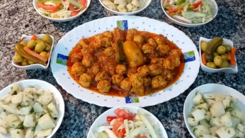 نصيحة لوزن مثالي.. حدد وقتا لوجبة الغداء ولا تؤخرها!