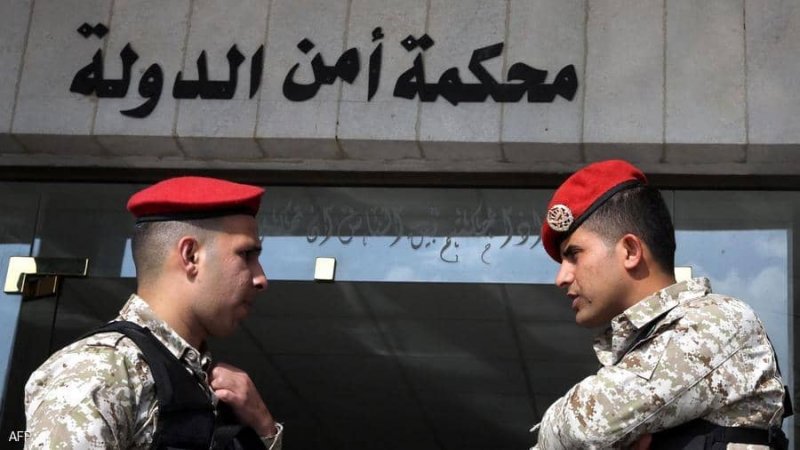 الأردن.. بدء محاكمة باسم عوض الله والشريف زيد بقضية الفتنة