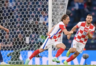 مودريتش يتألق ويرسل كرواتيا إلى ثمن نهائي بطولة أوروبا