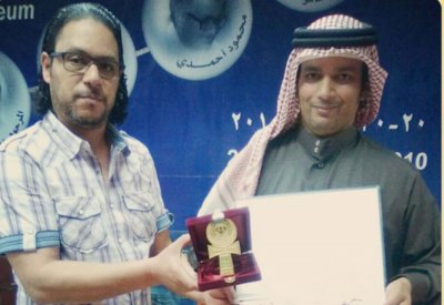 علي مساعد.. وجد حياته في متحفه وحرص على الارتقاء بهذه الهواية