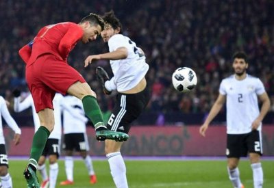 رونالدو "التاريخي".. ما المنتخبات العربية التي تجرعت أهدافه؟