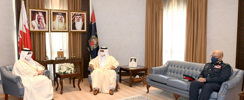 وزير الداخلية يستقبل سفير مملكة البحرين لدى المملكة المتحدة