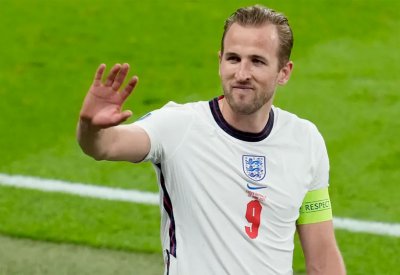 كين: أركز مع المنتخب.. و"الضوضاء" لا تزعجني