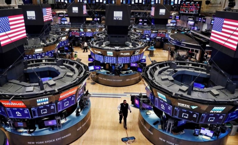 مؤشرات الأسهم الأميركية تغلق على تباين