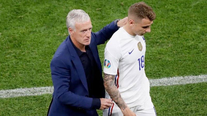 "الظهير الأيسر" يؤرق منتخب فرنسا
